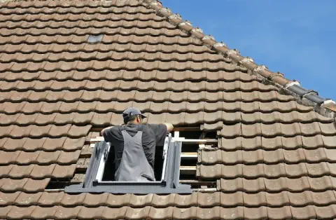 Pose de velux - Sarceaux